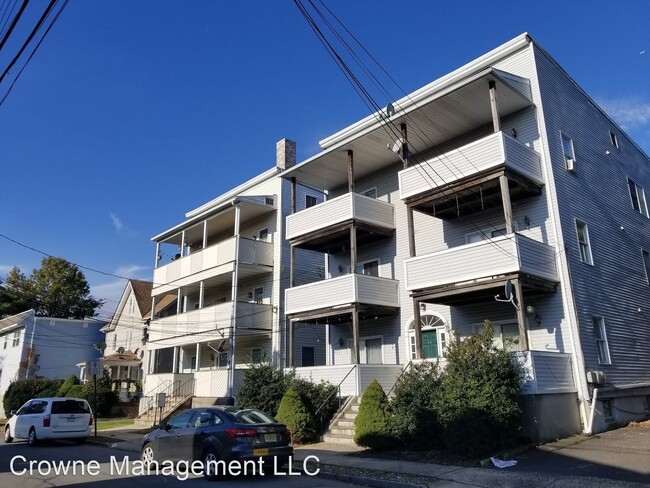 Building Photo - 1 br, 1 bath House - 24 Orchard St. Apt. E