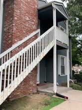 Building Photo - 1717 S Cypress