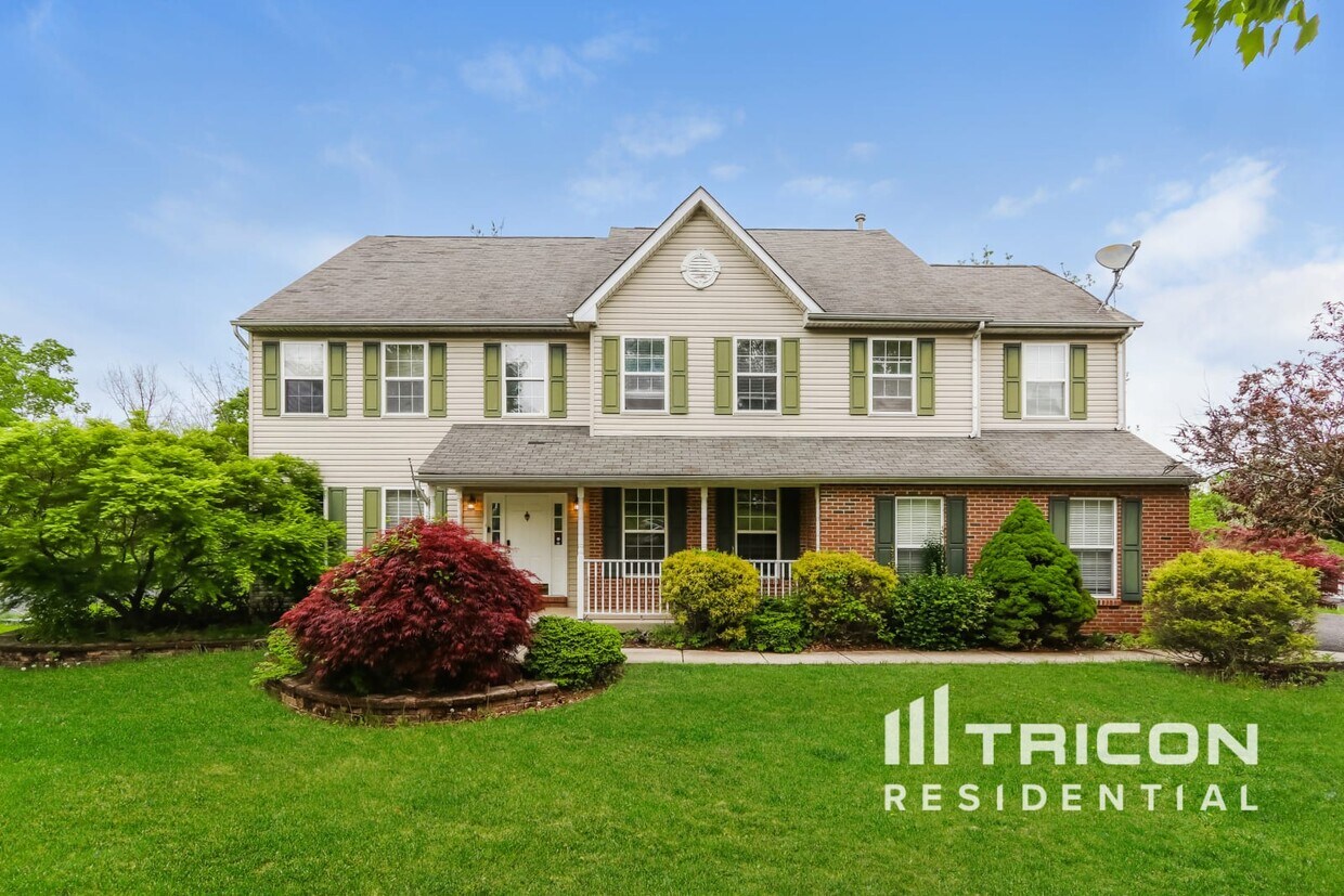 Foto principal - 2661 Shady Ln