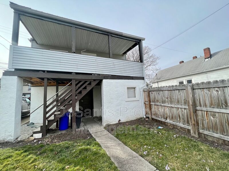 1613 4th Ave Unit Rear, New Kensington, PA 15068 Condo for Rent in