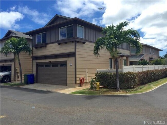 Foto del edificio - Renovated 3 bedroom 2.5 bath home in Ewa Gentry