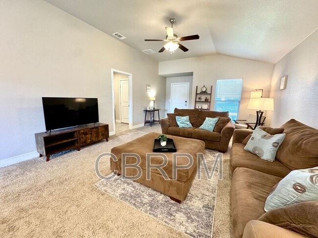 Building Photo - 3108 Urbana Ave