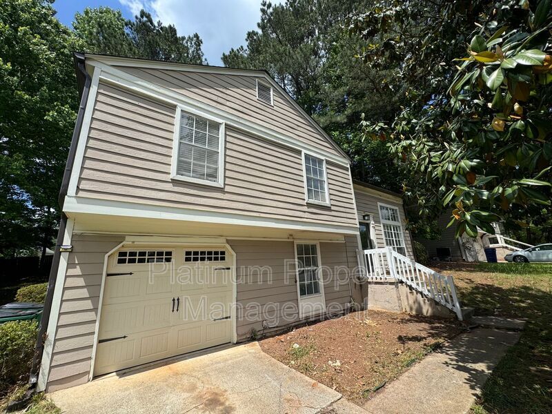 Foto principal - 2956 Carrie Farm Rd NW