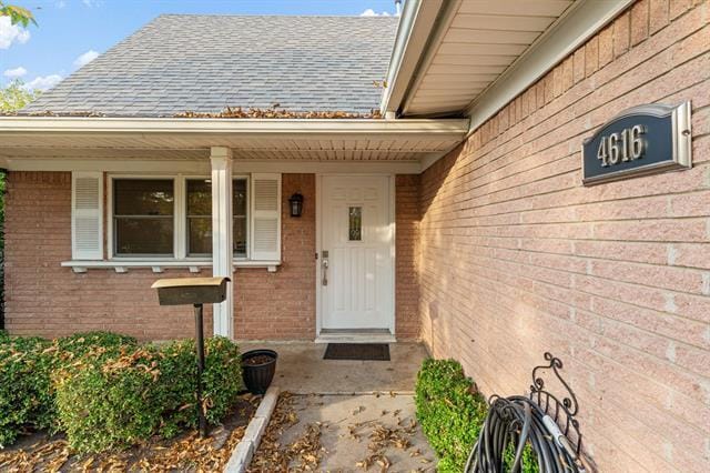 Primary Photo - 4616 Bonnell Ave