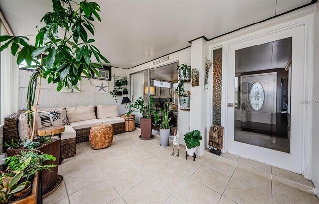 Foto del edificio - 2739 Sherbrooke Ln