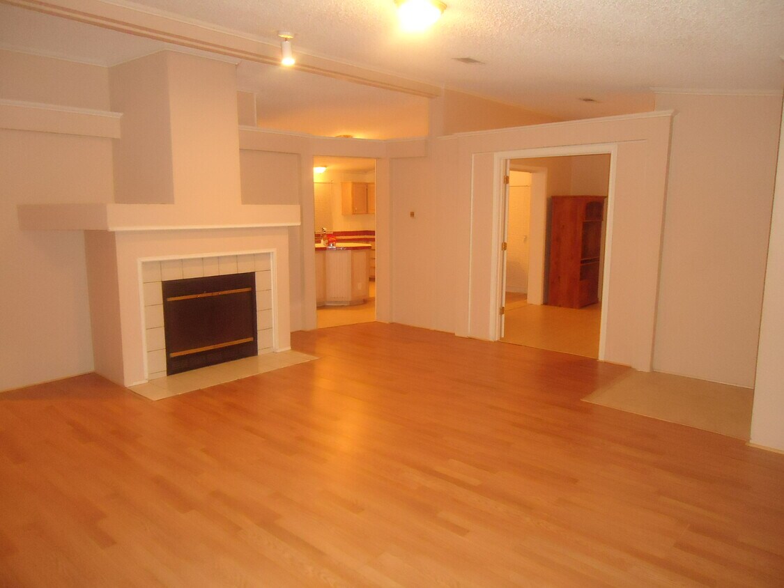 20835 Pine Island Rd, Hempstead, TX 77445 House Rental in Hempstead