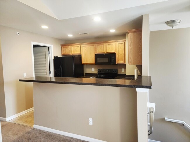 Foto del edificio - 55439 Ambassador Ct