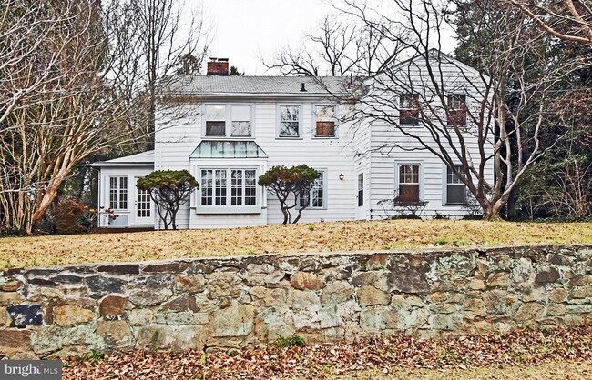 Foto del edificio - 4509 Ellicott St NW