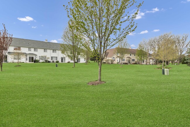 Building Photo - 1263 Tamarack Dr