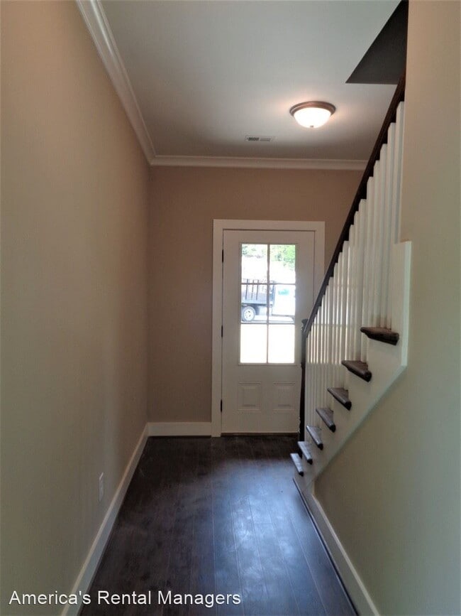 Building Photo - 4 br, 2.5 bath House - 310 Lane Park Trail