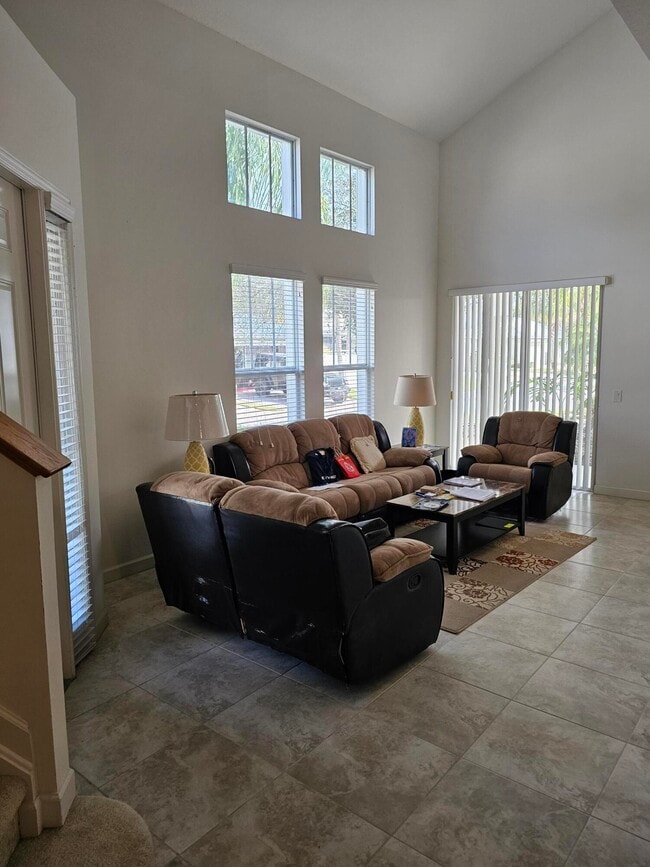 Building Photo - 10451 SW Academic Way