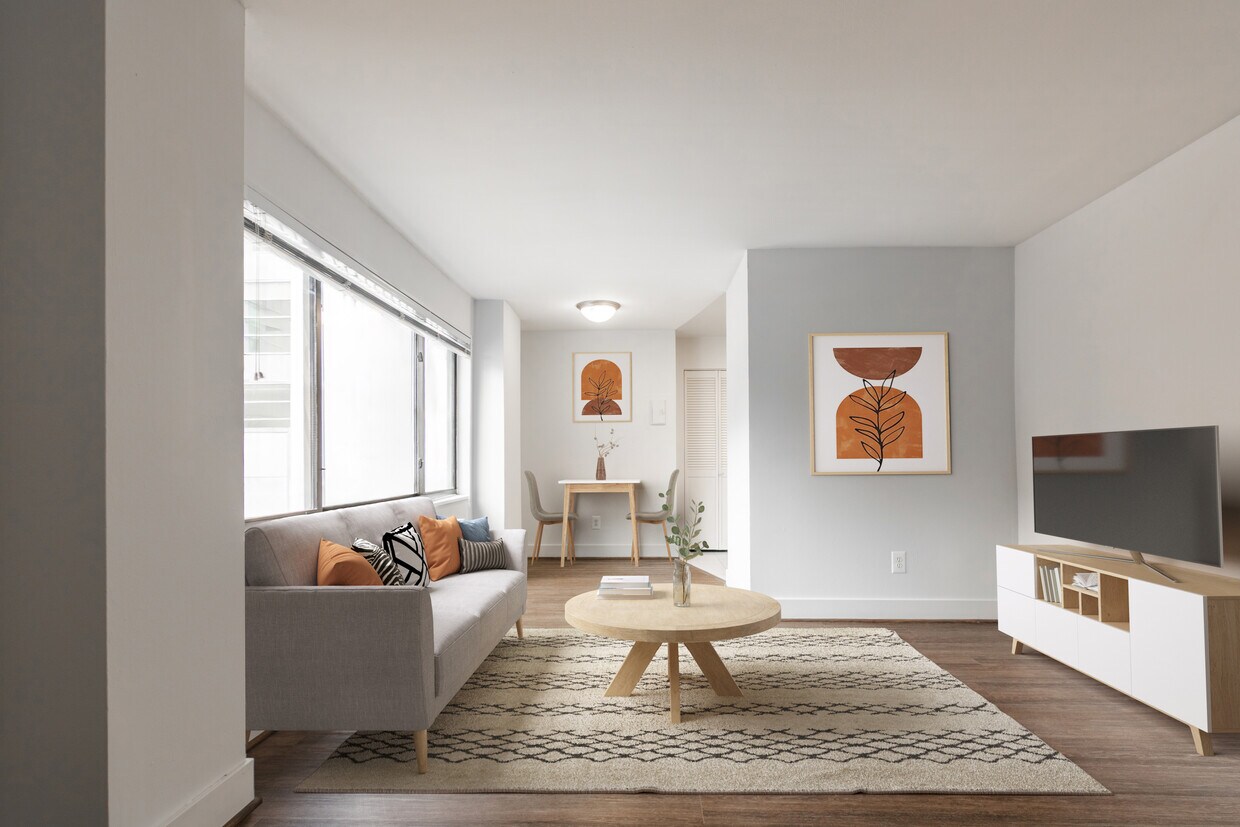 Foto principal - 2620 16th Street Apartments