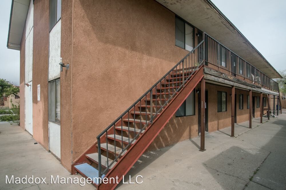 Foto principal - 404 Cornell Dr SE