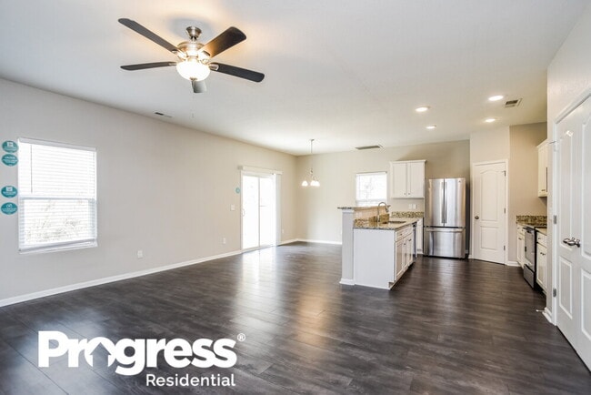 Building Photo - 2807 Yurman Rd