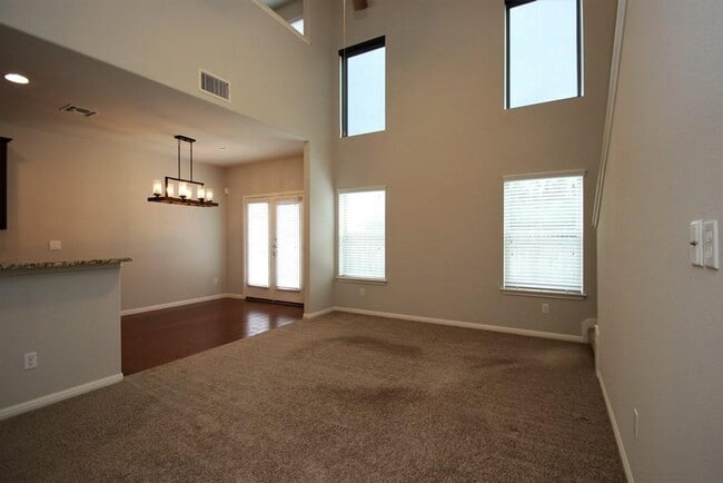 Building Photo - 1701 S Bell Blvd
