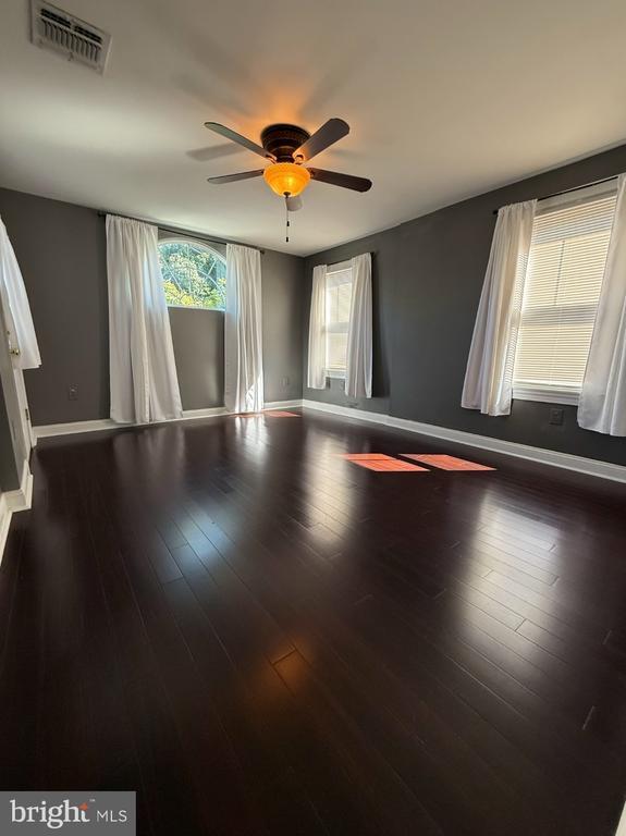 Foto del edificio - 21 #APT B Ave