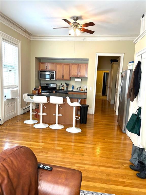 Building Photo - 37 Parkis Ave