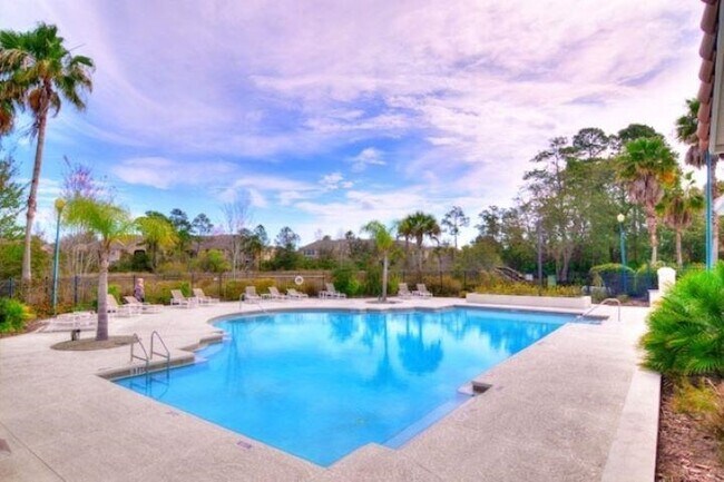 Foto del edificio - 1914 Vista Cove Rd