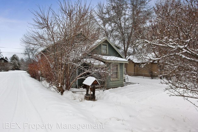 Foto del edificio - 1 br, 1 bath House - 431 West 4th Street