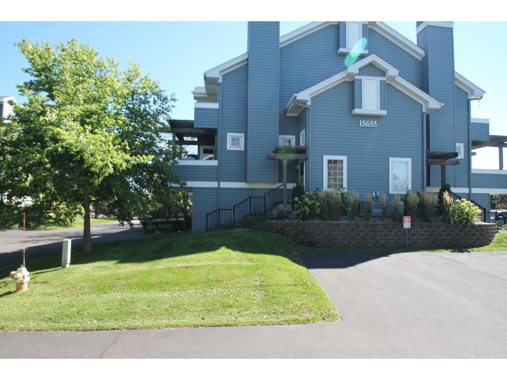 Foto principal - 15655 24th Ave N