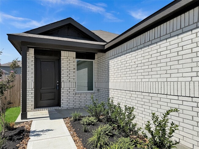 Foto del edificio - 12915 Shells Ln