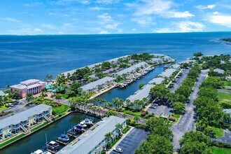 Building Photo - 5048 Beach Dr SE