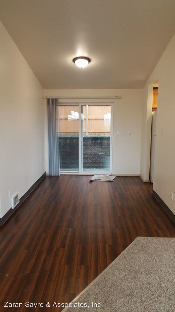 Foto del edificio - 1114 E 29th St