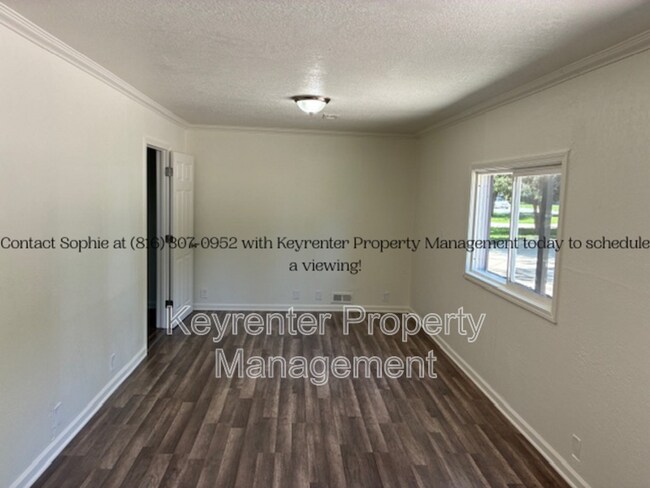 Building Photo - 7511 High Grove