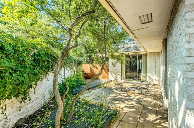 Building Photo - 6301 Christon Ct