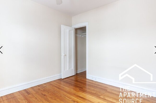 Foto del edificio - 524 W Cornelia Ave