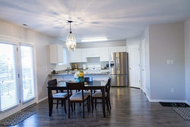 Foto del edificio - 482 N 2580 W