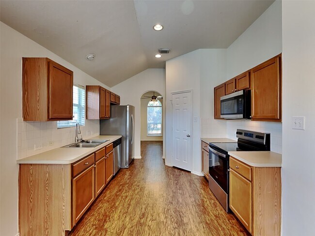 Foto del edificio - 18413 Sunrise Oaks Ct
