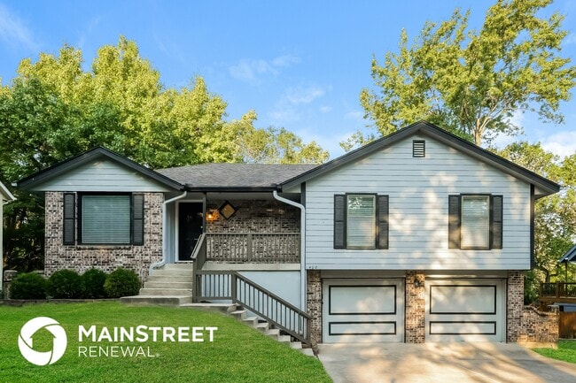 Building Photo - 408 SE Brownfield Dr