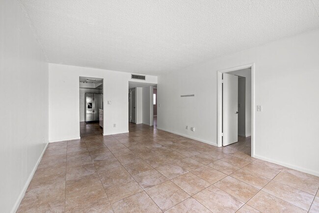Foto del edificio - 1166 6th Ave