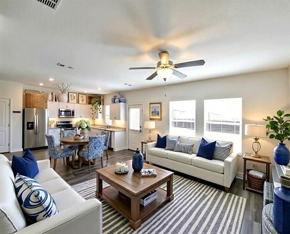 Foto del edificio - 6114 Harrah Ln