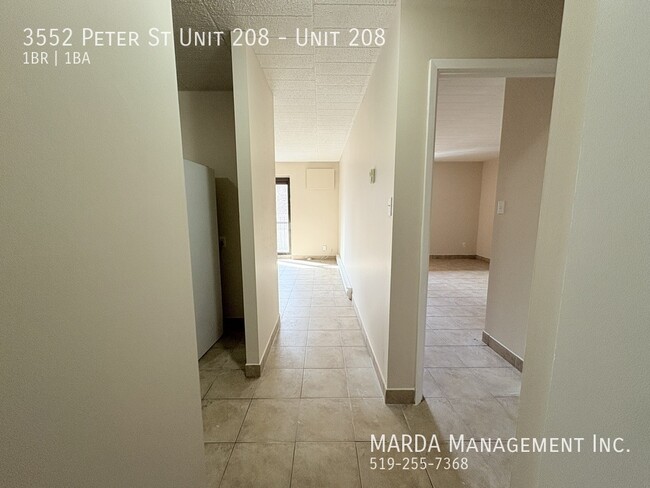 Photo du bâtiment - SPACIOUS 1 BED/1BATH APARTMENT UNIT IN WES...