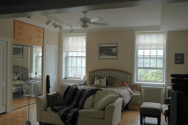 Foto del edificio - 217 Vine St