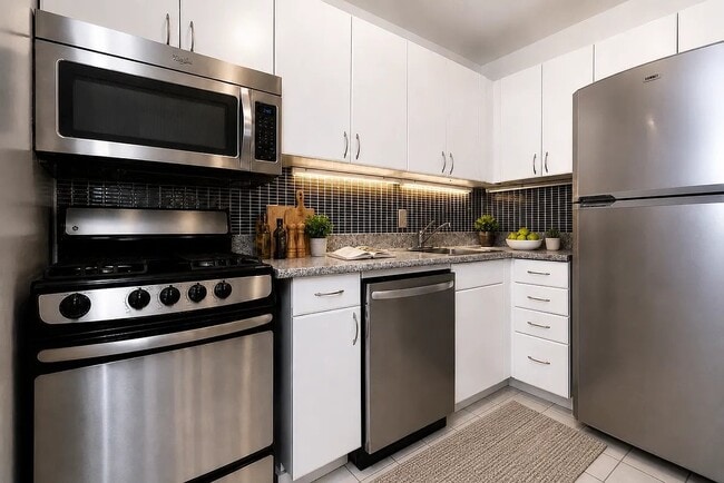 Foto del edificio - 460 W 20th St