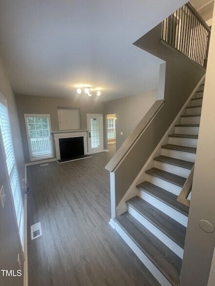 Foto del edificio - 4201 Beacon Crest Way