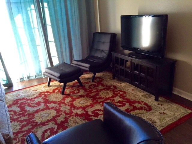 Living Room - 235 6th St NW