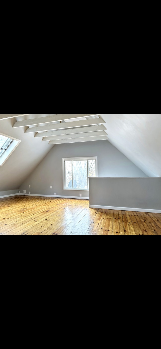 Building Photo - 115 Highland Ave