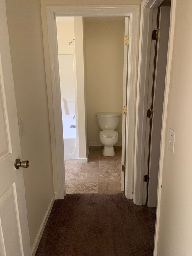 Building Photo - 3 Bed 2 Bath House - 158 Lake Luck Drive, ...