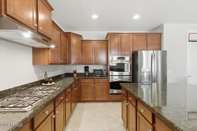 Building Photo - 1876 E Azalea Ct