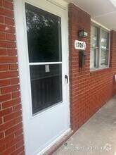 Building Photo - 1705 N Lynn St