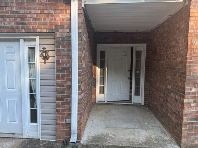 Building Photo - Beautiful House in Duluth GA