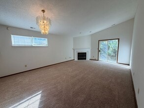 Building Photo - 4020 Crabtree Ct