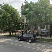 Building Photo - 1513 N California Ave