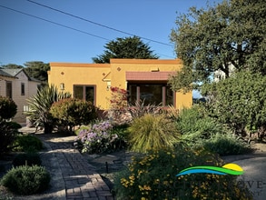 Building Photo - 914 Lighthouse Ave