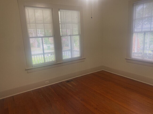 Building Photo - ?1704 18th Street -Walk to Lakebottom- New...