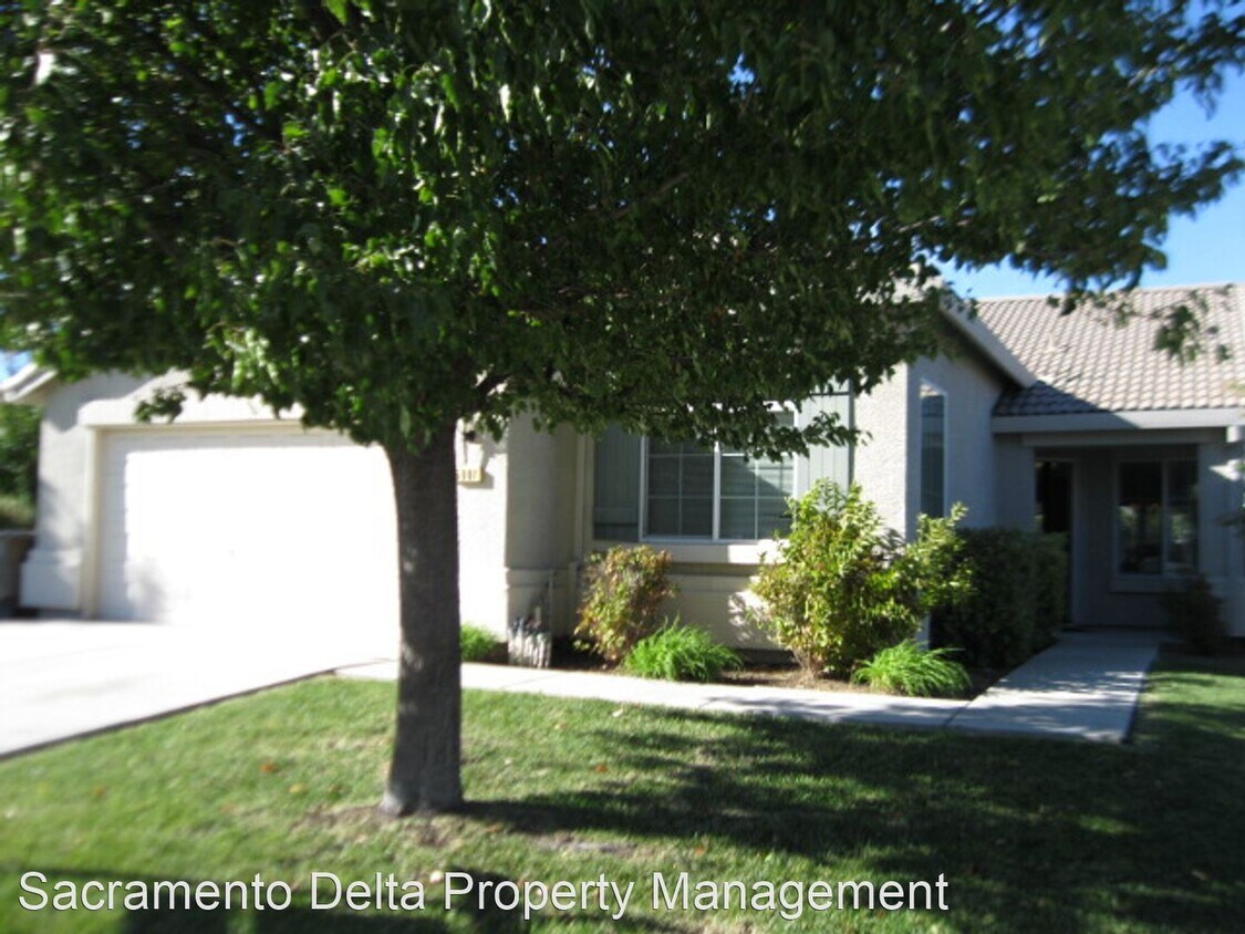 4 br, 2 bath House 5901 Livorno Way^^ House for Rent in Elk Grove